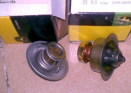 Thermostat for Clarke fire pump,C052057,C051275,C071950,C071952,C071951,C071940,C051718,C051568,C053108,CC052998,2477133